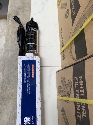 Giá đèn UV cho hồ cá